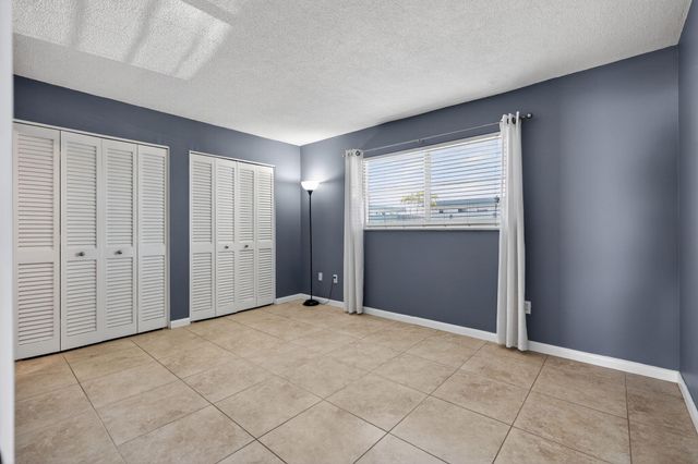 121 Wettaw Lane 112, North Palm Beach, FL 33408