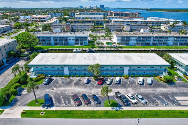 121 Wettaw Lane 112, North Palm Beach, FL 33408