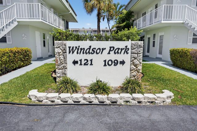 121 Wettaw Lane 112, North Palm Beach, FL 33408