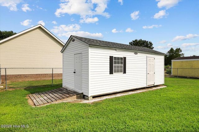 208 Johnson Branch Road, Goldsboro, NC 27534