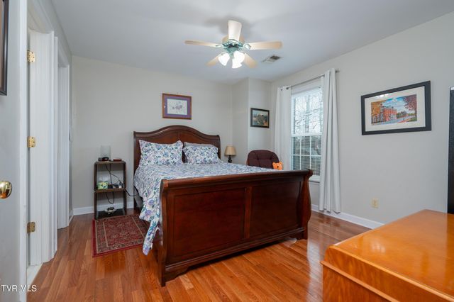 2030 West Manor Court 2030, Kingsport, TN 37660