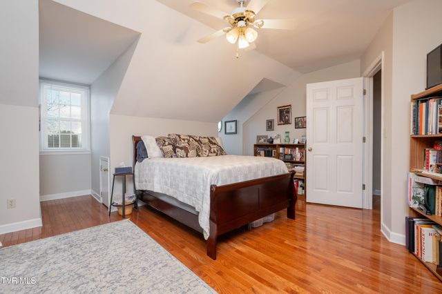 2030 West Manor Court 2030, Kingsport, TN 37660