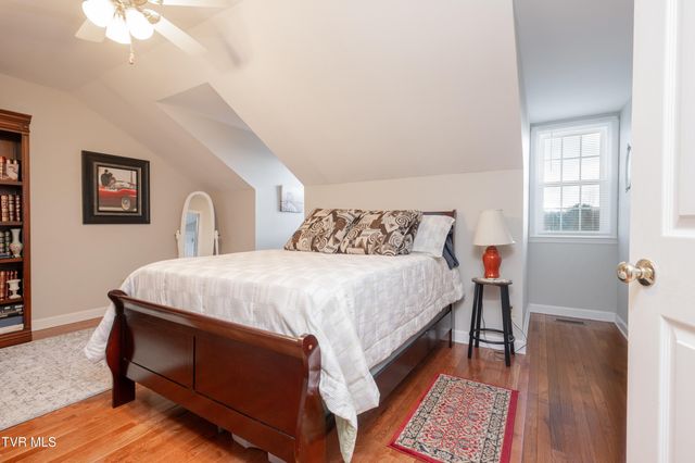 2030 West Manor Court 2030, Kingsport, TN 37660