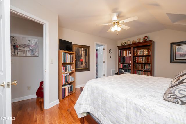 2030 West Manor Court 2030, Kingsport, TN 37660