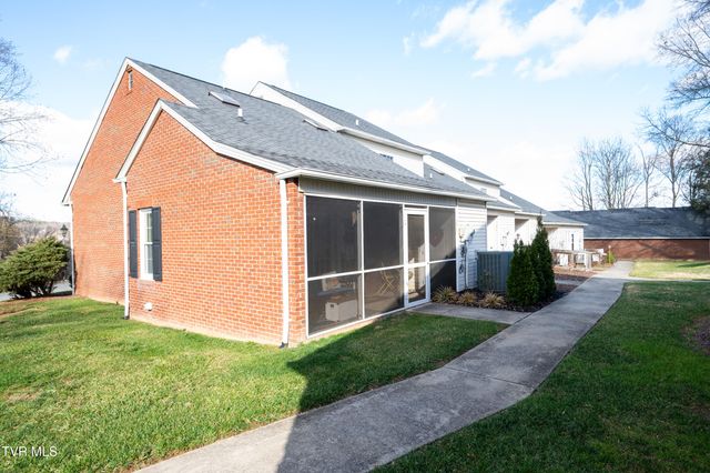 2030 West Manor Court 2030, Kingsport, TN 37660