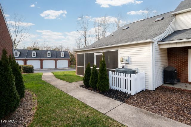 2030 West Manor Court 2030, Kingsport, TN 37660