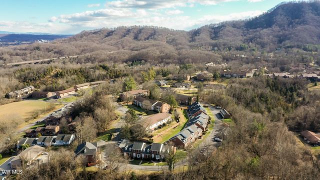2030 West Manor Court 2030, Kingsport, TN 37660