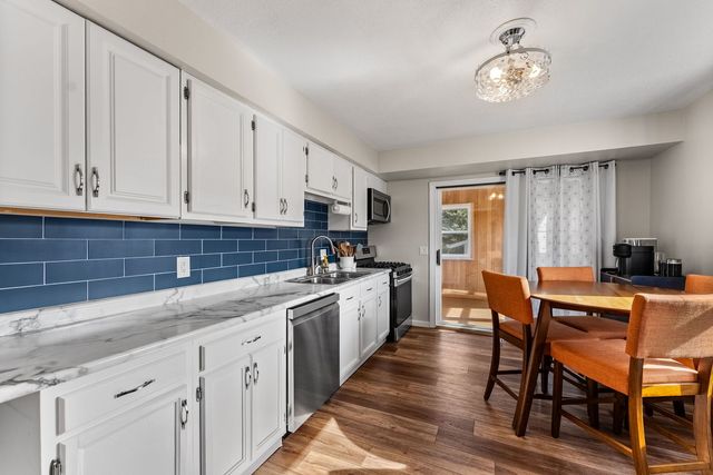 2010 W 55th Street, Davenport, IA 52806