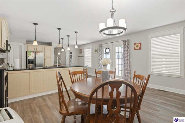 219 Villa Ray Drive, Radcliff, KY 40160