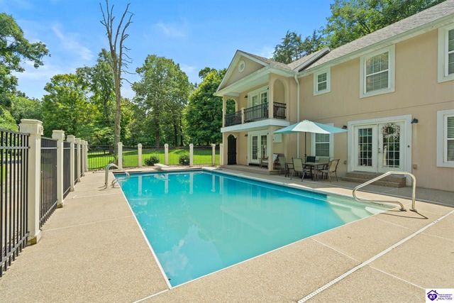 219 Villa Ray Drive, Radcliff, KY 40160