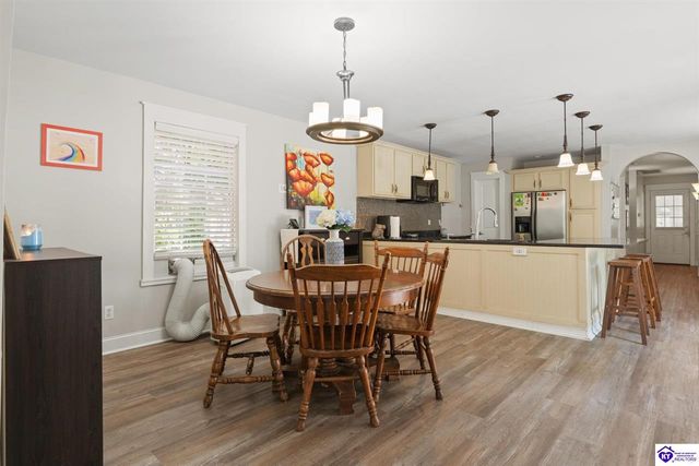 219 Villa Ray Drive, Radcliff, KY 40160