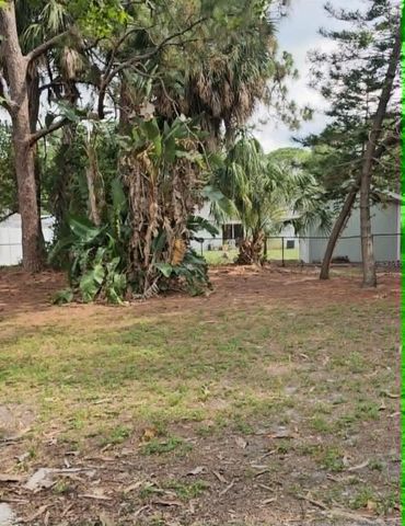 6312 S LANSDALE CIRCLE, Tampa, FL 33616