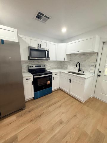 6312 S LANSDALE CIRCLE, Tampa, FL 33616