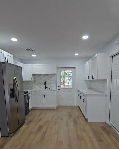 6312 S LANSDALE CIRCLE, Tampa, FL 33616