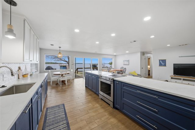 125 Pebble Beach Drive, Mabank, TX 75156