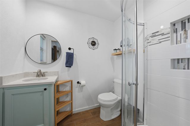 125 Pebble Beach Drive, Mabank, TX 75156