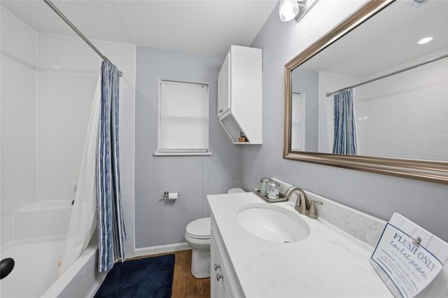 125 Pebble Beach Drive, Mabank, TX 75156