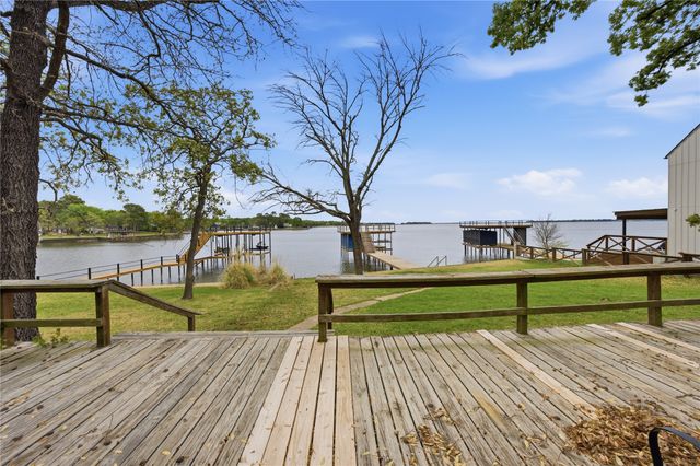 125 Pebble Beach Drive, Mabank, TX 75156