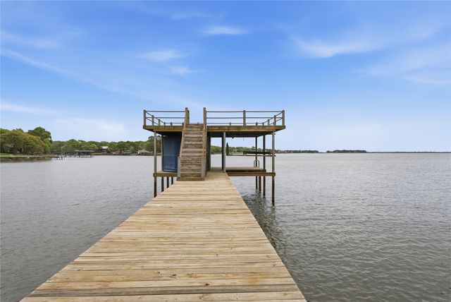 125 Pebble Beach Drive, Mabank, TX 75156