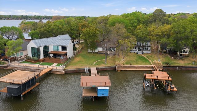 125 Pebble Beach Drive, Mabank, TX 75156