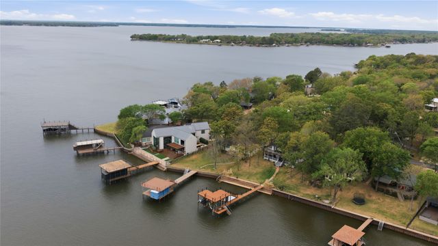 125 Pebble Beach Drive, Mabank, TX 75156