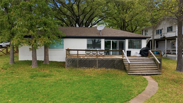 125 Pebble Beach Drive, Mabank, TX 75156