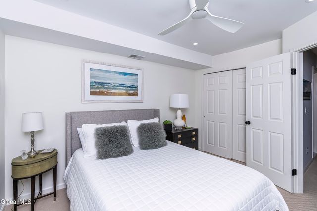 4 Beach Court, Saratoga Springs, NY 12866