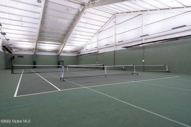 4 Beach Court, Saratoga Springs, NY 12866