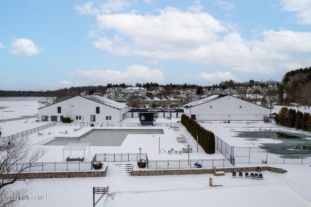 4 Beach Court, Saratoga Springs, NY 12866