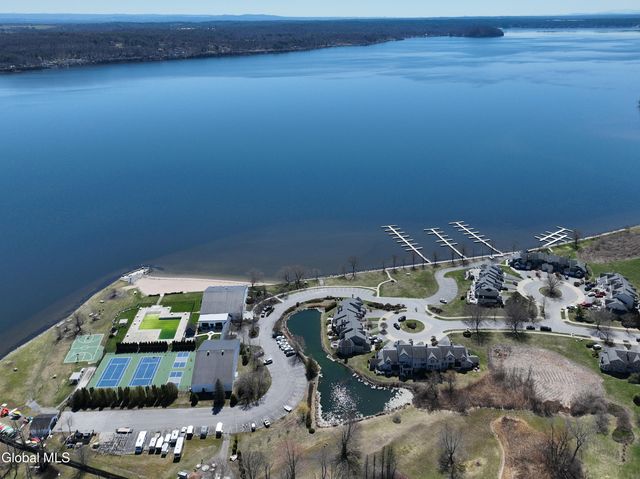 4 Beach Court, Saratoga Springs, NY 12866