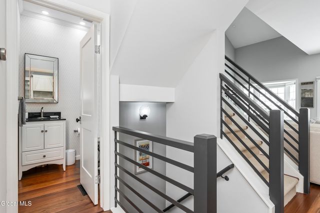 4 Beach Court, Saratoga Springs, NY 12866