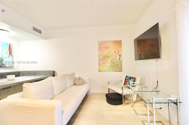 435 21st St 102, Miami Beach, FL 33139