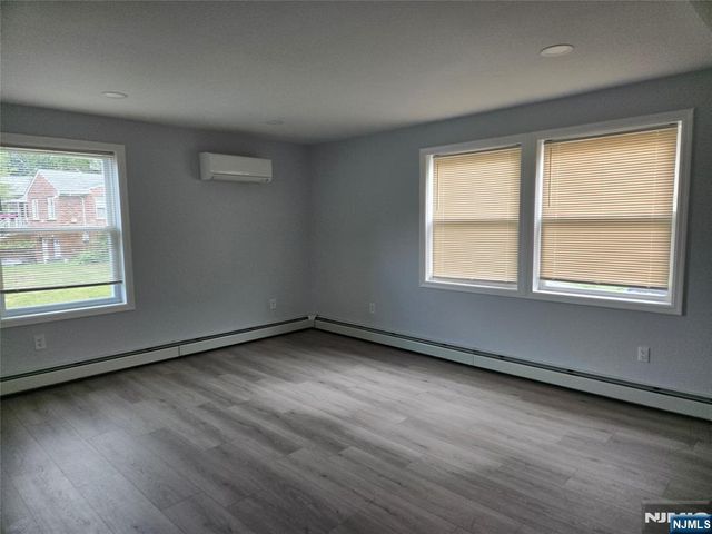 36 Augusta, Elmwood Park, NJ 07407