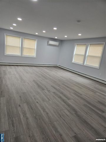 36 Augusta, Elmwood Park, NJ 07407