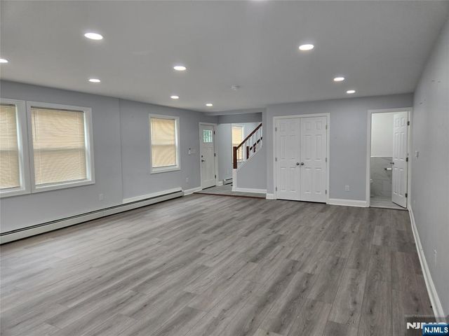 36 Augusta, Elmwood Park, NJ 07407