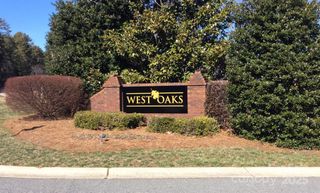 5450 S Oakmont Street 8, Kannapolis, NC 28081