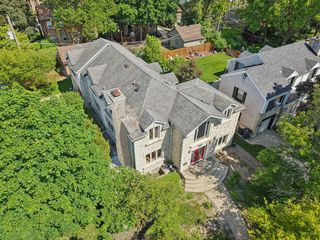 6857 N Knox Avenue, Lincolnwood, IL 60712