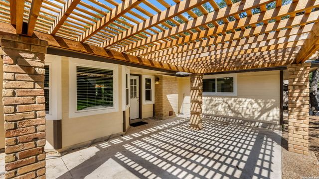 2026 ADOBE TRAIL ST, San Antonio, TX 78232