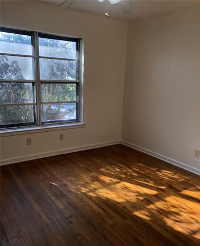 124 E Vilbig Street, Irving, TX 75060