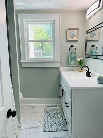 8274 Old Ocean View RD, Norfolk, VA 23518