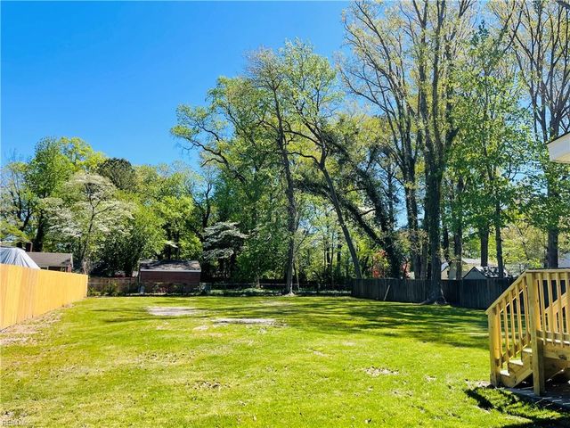 8274 Old Ocean View RD, Norfolk, VA 23518