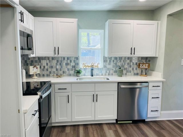 8274 Old Ocean View RD, Norfolk, VA 23518