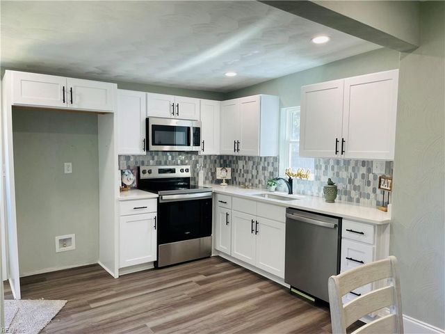 8274 Old Ocean View RD, Norfolk, VA 23518