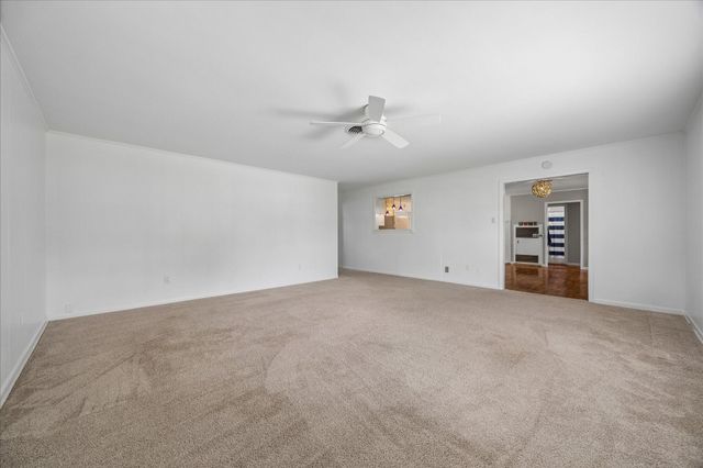 4915 Louise Street, Seabrook, TX 77586