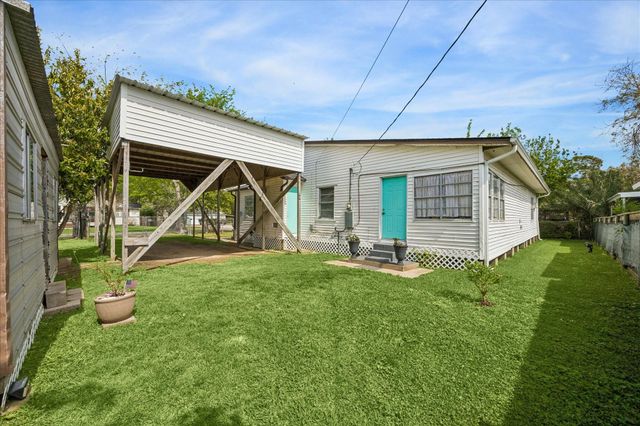 4915 Louise Street, Seabrook, TX 77586