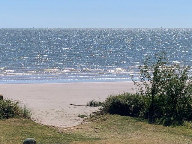 4915 Louise Street, Seabrook, TX 77586