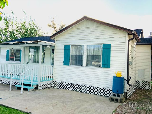 4915 Louise Street, Seabrook, TX 77586