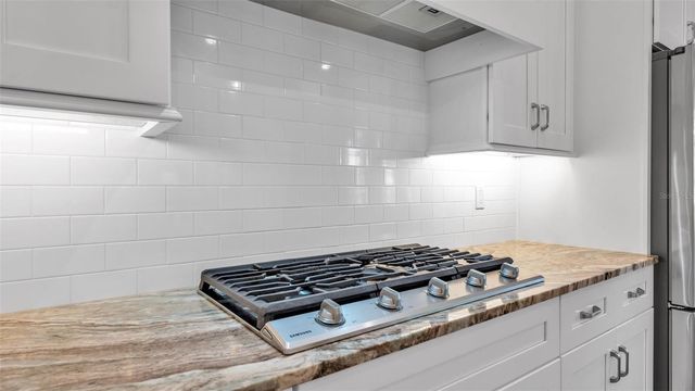 6527 EMERALD WOODS LANE, Lakeland, FL 33813