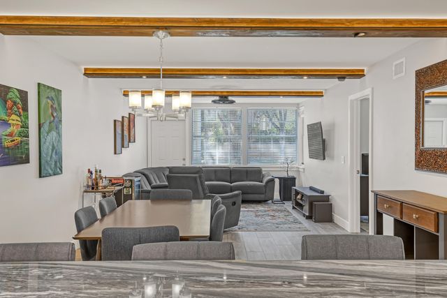 204 Palm Beach Trace Drive 204, Royal Palm Beach, FL 33411