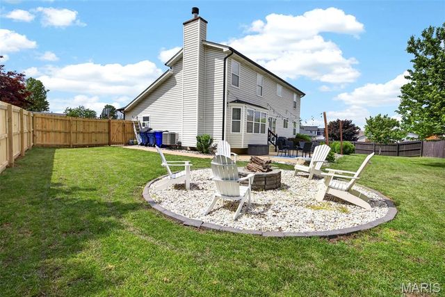 22 Milford Haven Court, St Charles, MO 63304